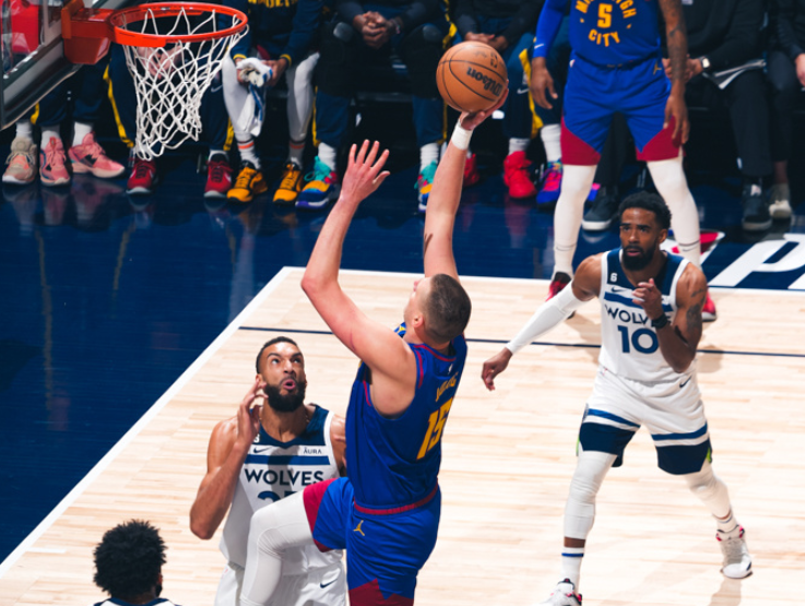 关于勒沃库森强势荷兰，莫德里奇三分雨点燃全场的信息