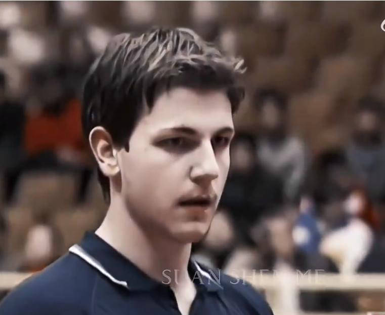 包含法国乒乓球队血洗韩国乒乓球队，波尔惊艳世界的词条