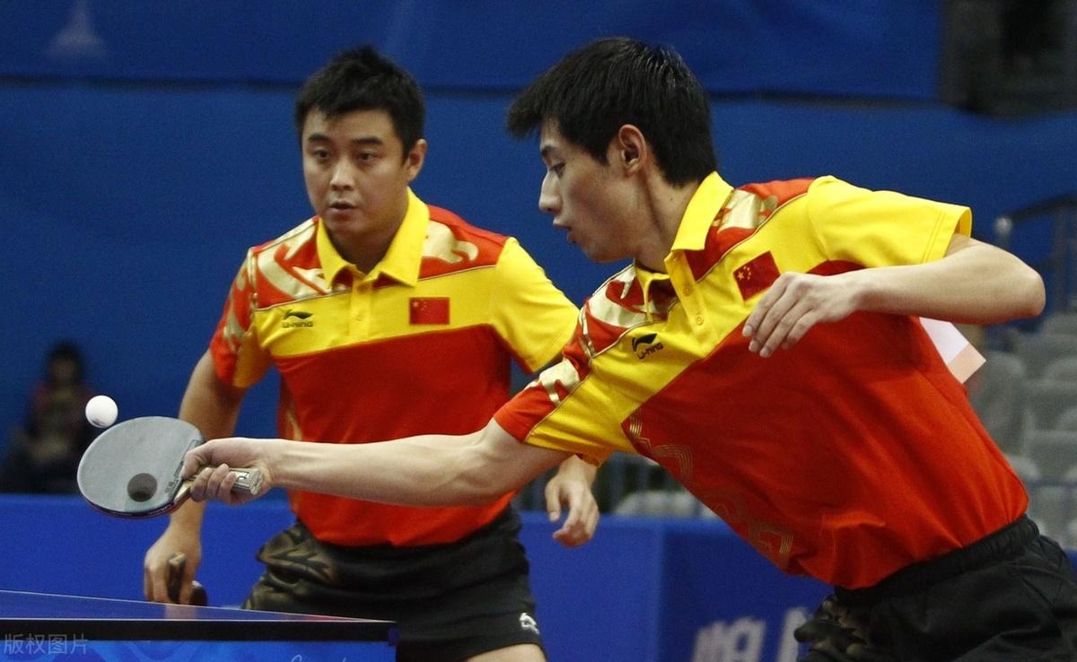 包含日本乒乓球队鏖战法国乒乓球队，张继科关键制胜的词条