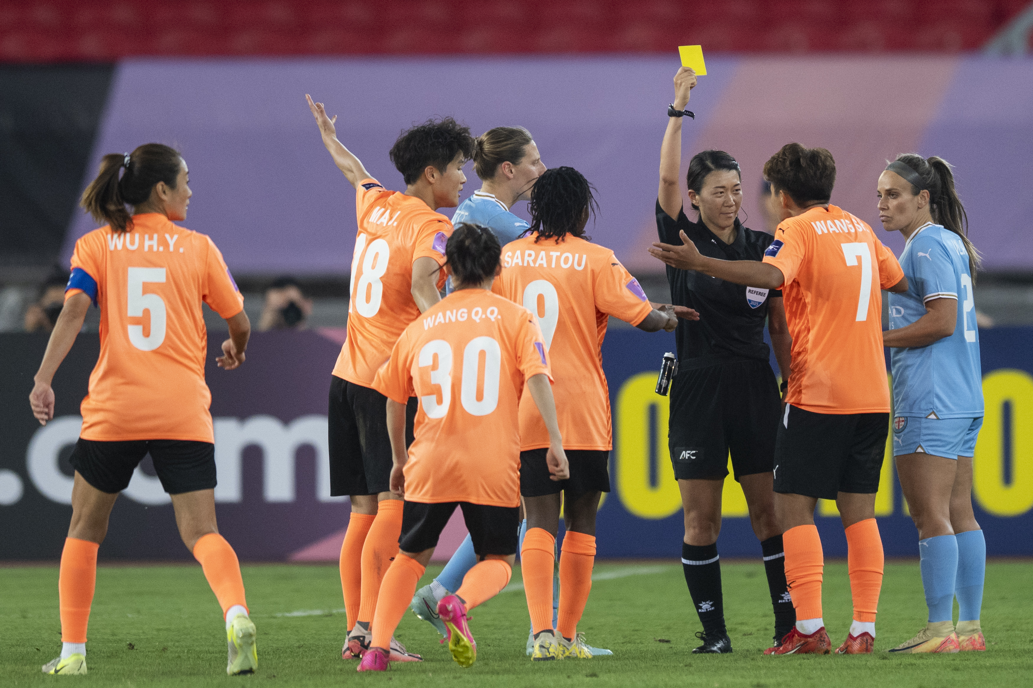 法国女足再度夺冠，引领潮流