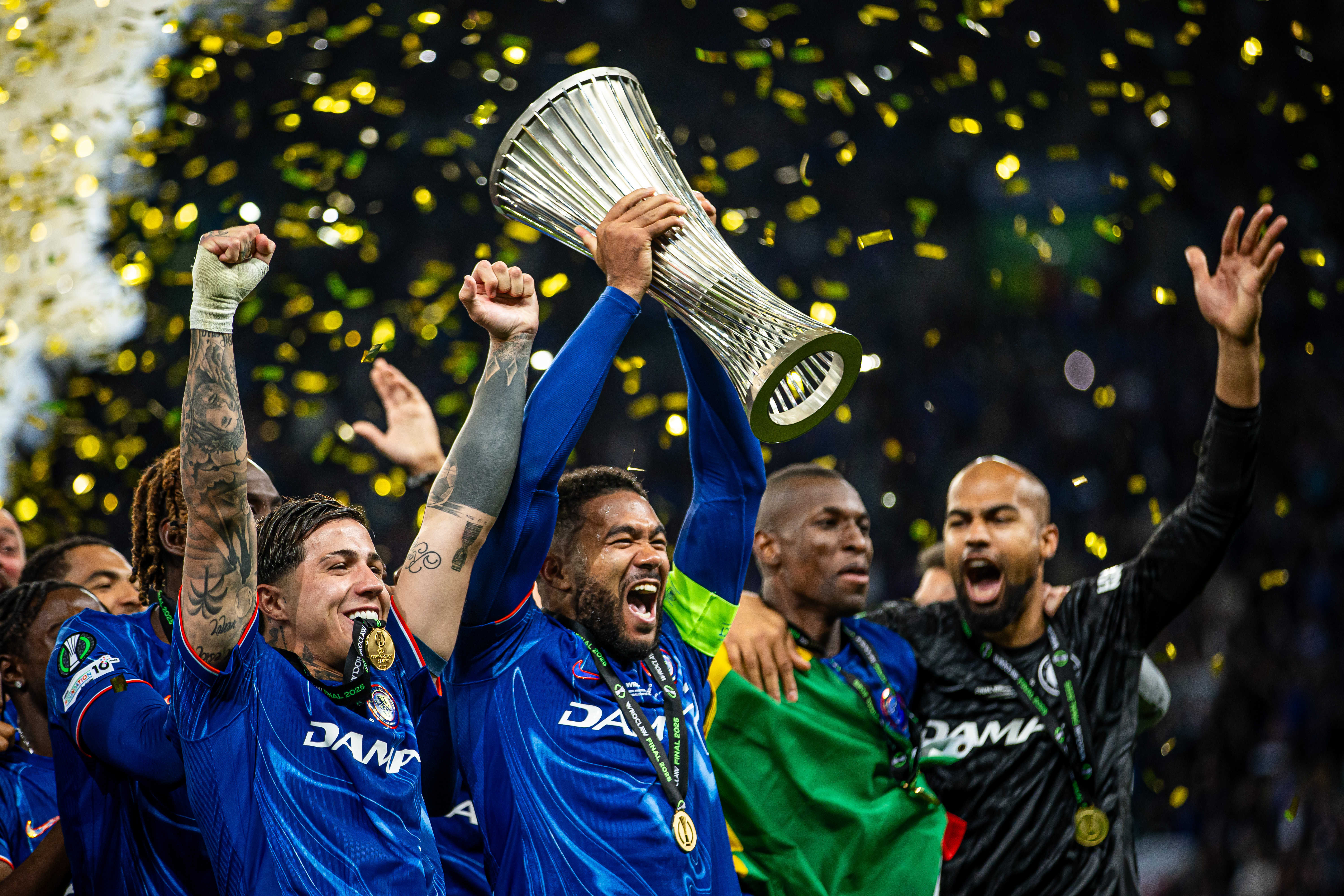 克里斯塔尔宫意外战胜切尔西 克里斯塔尔宫意外战胜切尔西