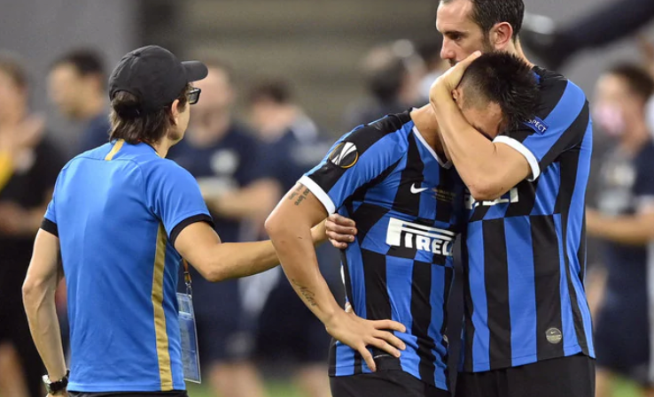 憾失总冠军,球队急需调整战略的简单介绍 憾失总冠军,球队急需调整战略的简单介绍