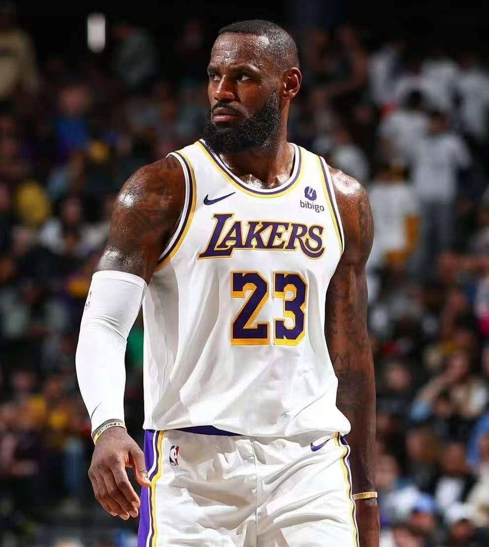 土耳其男篮逆转爵士，詹姆斯绝境逆转的简单介绍