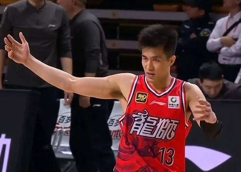 快船鏖战公牛，郭艾伦状态火热的简单介绍