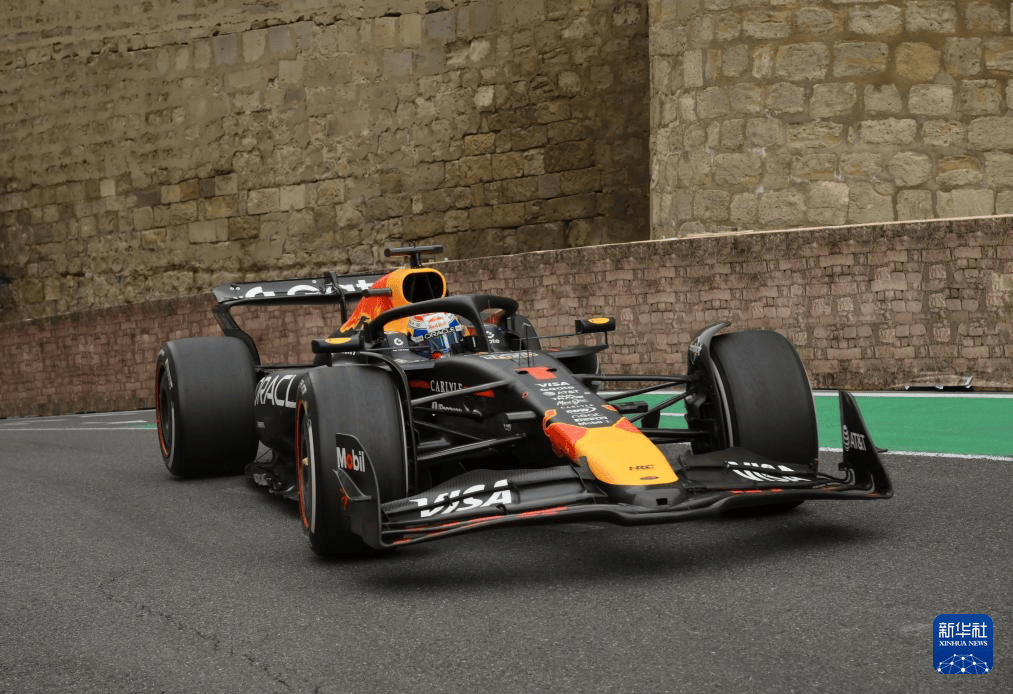 红牛车队险胜索伯车队，维斯塔潘刷新纪录的简单介绍