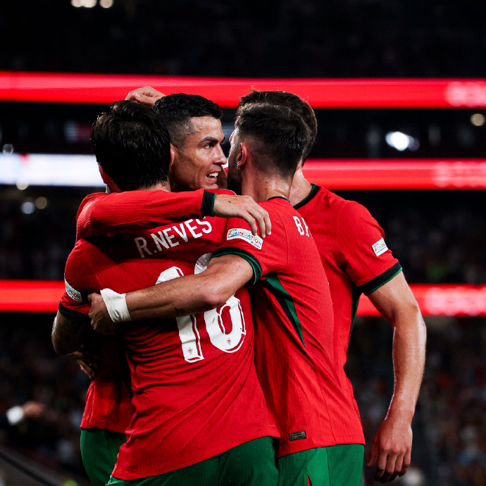 关于葡萄牙队轻取奥地利队,奥恰洛夫统治全场的信息 关于葡萄牙队轻取奥地利队,奥恰洛夫统治全场的信息