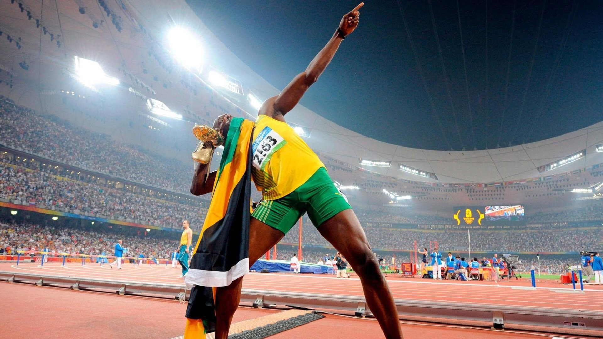 哈兰德，当德国铁壁遇上北欧巨兽，曼城新王打出统治级数据